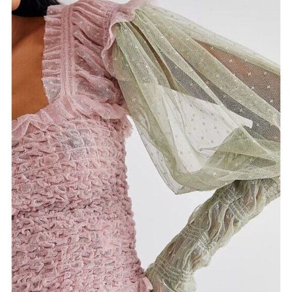 NWT FREE PEOPLE Sz XS NOTHING SWEETER TOP SMOCKED LACE LONG SLEEEVE - Picture 2 of 3